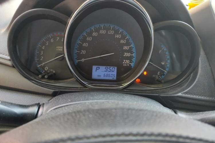 Used Toyota YARiS L Zhi Xuan 2016 Revised 1.5E CVT Charming Edition Odometer Close Up