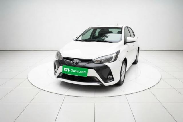 Ojetý Toyota YARiS L Zhi Xuan 2016 Revised Version 1.5G CVT with Dynamic Sunroof