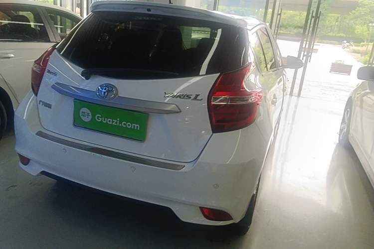 Used Toyota YARiS L Zhi Xuan 2016 Revised Version 1.5G CVT with Dynamic Sunroof Rear Right 45 Deg