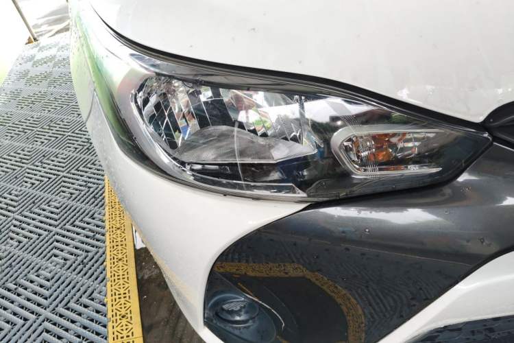 Used Toyota YARiS L Zhi Xuan 2016 Revised 1.5E CVT Charming Edition Right Front Headlight