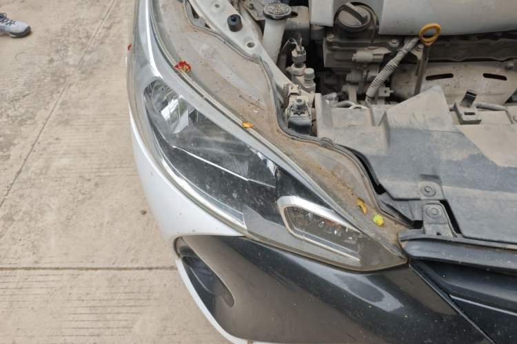 Used Toyota YARiS L Zhi Xuan 2016 Revised 1.5E CVT Charming Edition Right Front Headlight