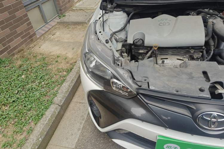 Used Toyota YARiS L Zhi Xuan 2016 Revised 1.5E CVT Charming Edition Right Front Headlight