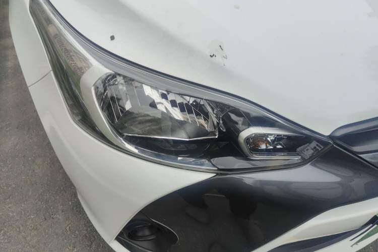 Used Toyota YARiS L Zhi Xuan 2016 Revised 1.5E CVT Charming Edition Right Front Headlight