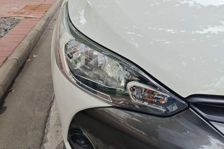 Used Toyota YARiS L Zhi Xuan 2016 Revised 1.5E CVT Charming Edition Right Front Headlight