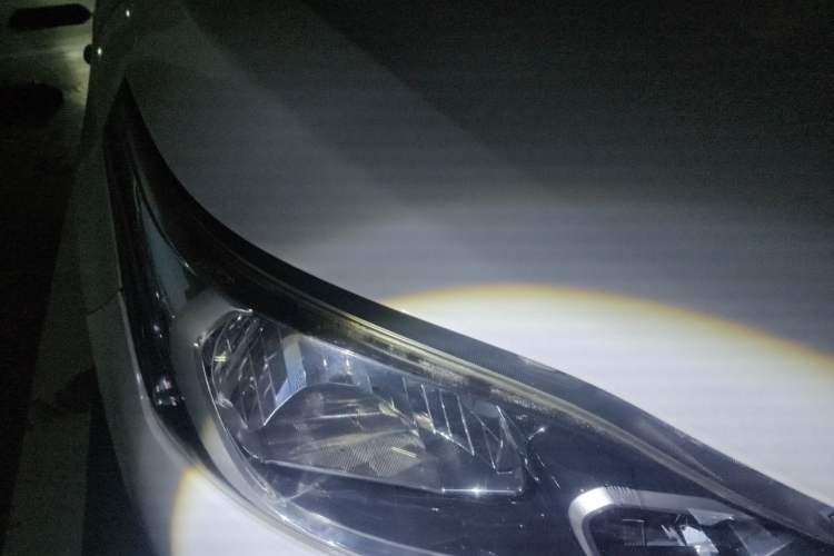 Used Toyota YARiS L Zhi Xuan 2016 Revised 1.5E CVT Charming Edition Right Front Headlight