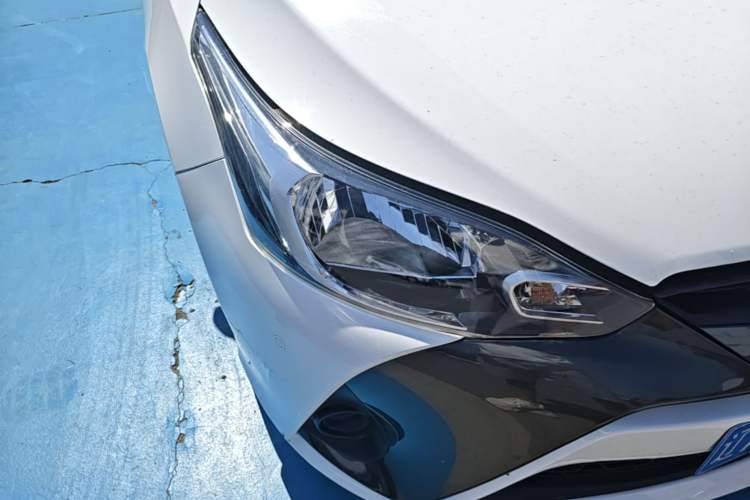 Used Toyota YARiS L Zhi Xuan 2016 Revised 1.5E CVT Charming Edition Right Front Headlight