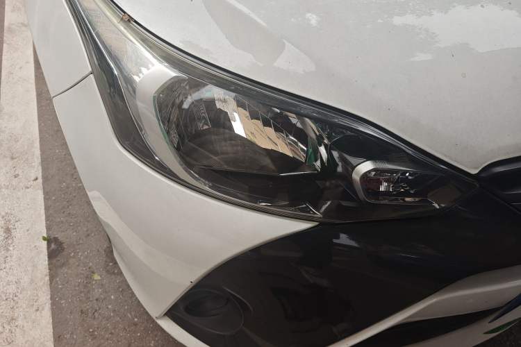 Used Toyota YARiS L Zhi Xuan 2016 Revised 1.5E CVT Charming Edition Right Front Headlight