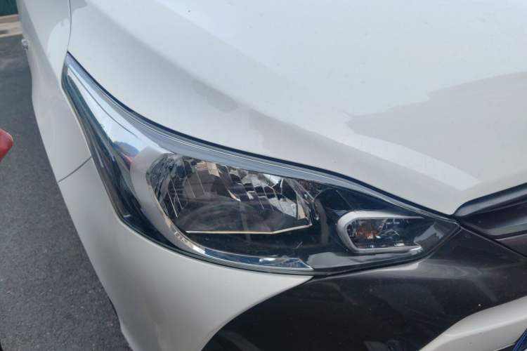 Used Toyota YARiS L Zhi Xuan 2016 Revised 1.5E CVT Charming Edition Right Front Headlight