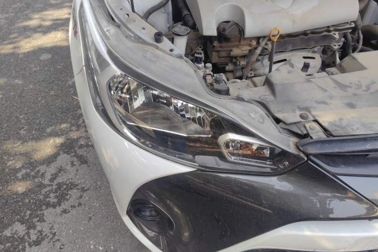 Used Toyota YARiS L Zhi Xuan 2016 Revised 1.5E CVT Charming Edition Right Front Headlight