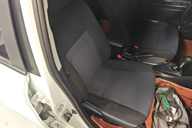 Used Toyota YARiS L Zhi Xuan 2016 Revised 1.5E CVT Charming Edition Right Front Seat