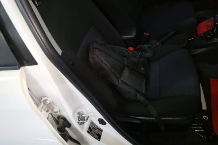 Used Toyota YARiS L Zhi Xuan 2016 Revised 1.5E CVT Charming Edition Right Front Seat