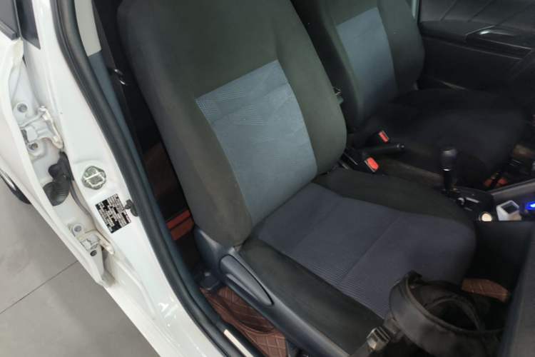 Used Toyota YARiS L Zhi Xuan 2016 Revised 1.5E CVT Charming Edition Right Front Seat