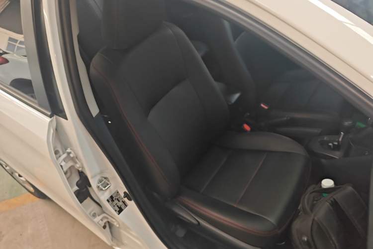 Used Toyota YARiS L Zhi Xuan 2016 Revised 1.5E CVT Charming Edition Right Front Seat