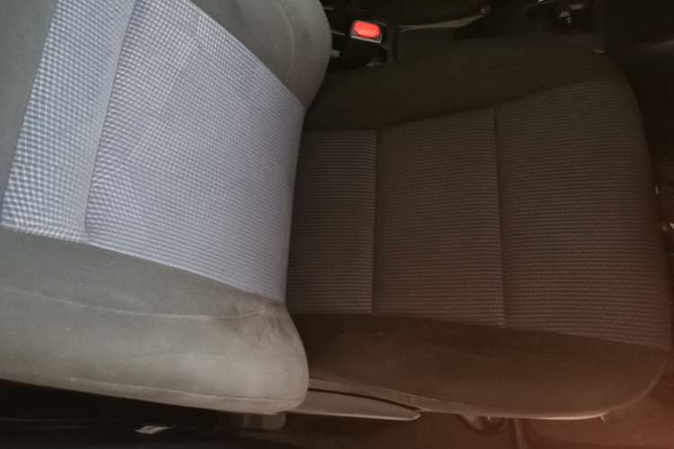 Used Toyota YARiS L Zhi Xuan 2016 Revised 1.5E CVT Charming Edition Right Front Seat