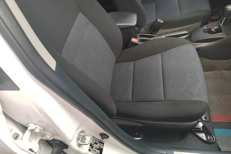 Used Toyota YARiS L Zhi Xuan 2016 Revised 1.5E CVT Charming Edition Right Front Seat