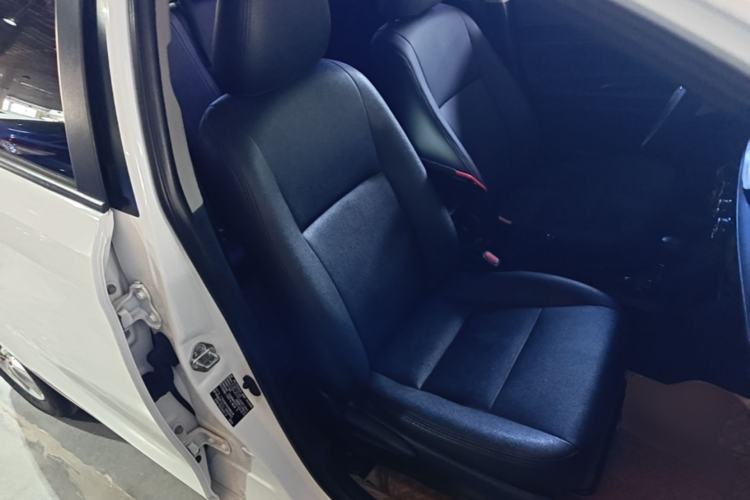 Used Toyota YARiS L Zhi Xuan 2016 Revised 1.5E CVT Charming Edition Right Front Seat