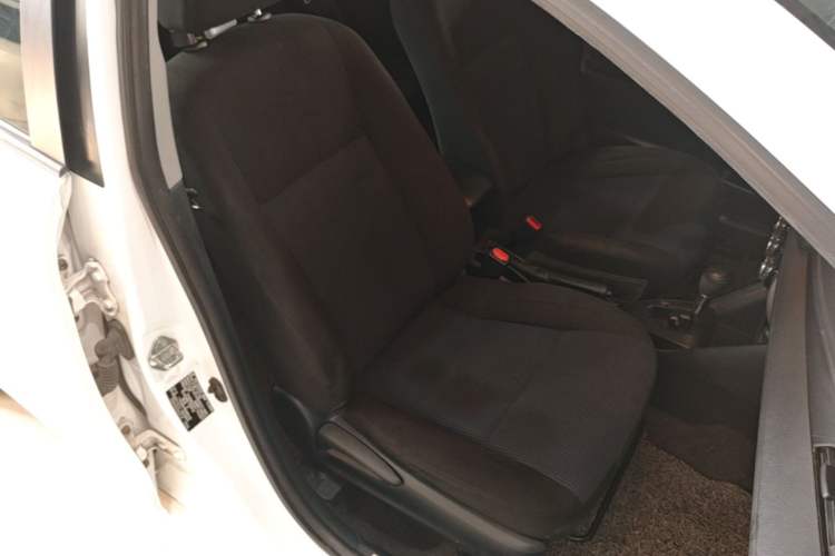 Used Toyota YARiS L Zhi Xuan 2016 Revised 1.5E CVT Charming Edition Right Front Seat