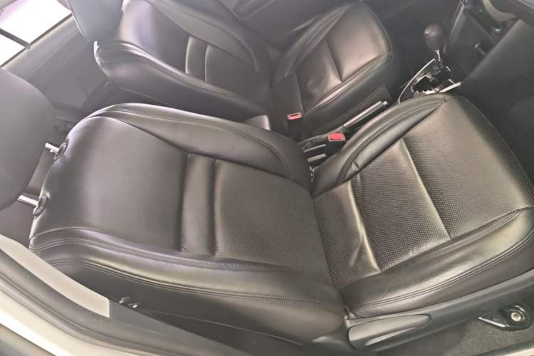 Used Toyota YARiS L Zhi Xuan 2016 Revised Version 1.5G CVT with Dynamic Sunroof Right Front Seat