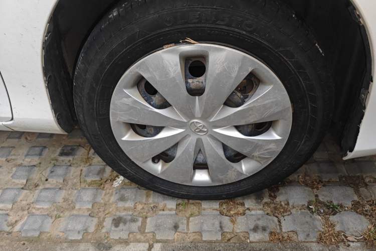 Used Toyota YARiS L Zhi Xuan 2016 Revised 1.5E CVT Charming Edition Right Front Wheel Hub