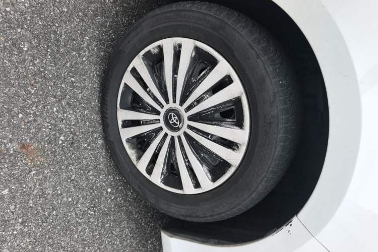 Used Toyota YARiS L Zhi Xuan 2016 Revised 1.5E CVT Charming Edition Right Front Wheel Hub