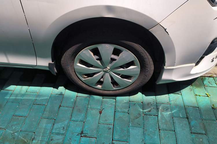 Used Toyota YARiS L Zhi Xuan 2016 1.5E Automatic JingSu Edition Right Front Wheel Hub