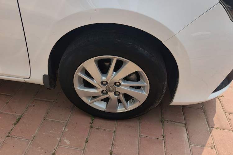 Used Toyota YARiS L Zhi Xuan 2016 Revised 1.5E CVT Charming Edition Right Front Wheel Hub