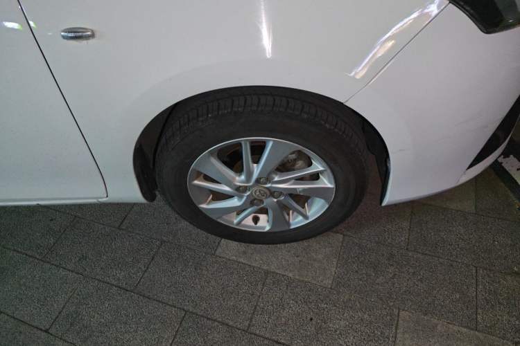 Used Toyota YARiS L Zhi Xuan 2016 Revised 1.5E CVT Charming Edition Right Front Wheel Hub