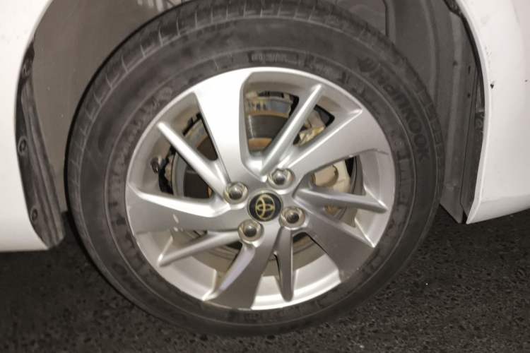 Used Toyota YARiS L Zhi Xuan 2016 Revised 1.5E CVT Charming Edition Right Front Wheel Hub