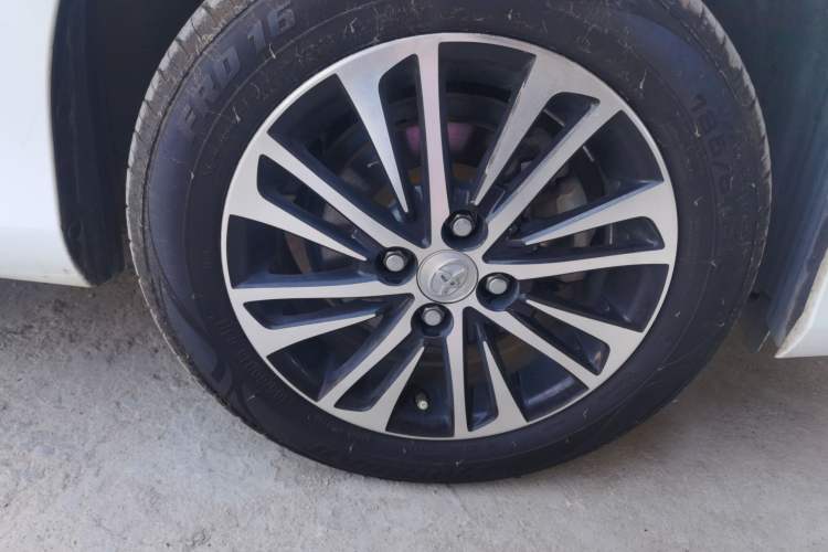 Used Toyota YARiS L Zhi Xuan 2016 Revised 1.5E CVT Charming Edition Right Front Wheel Hub