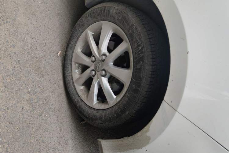 Used Toyota YARiS L Zhi Xuan 2016 Revised 1.5E CVT Charming Edition Right Front Wheel Hub
