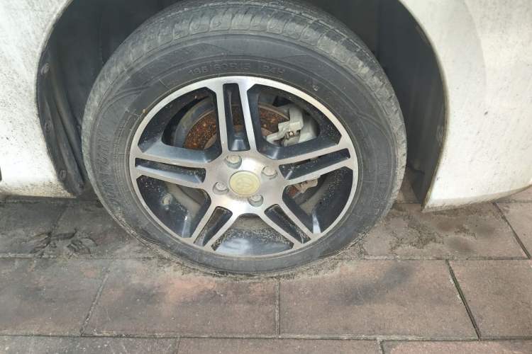 Used Toyota YARiS L Zhi Xuan 2016 Revised 1.5E CVT Charming Edition Right Front Wheel Hub