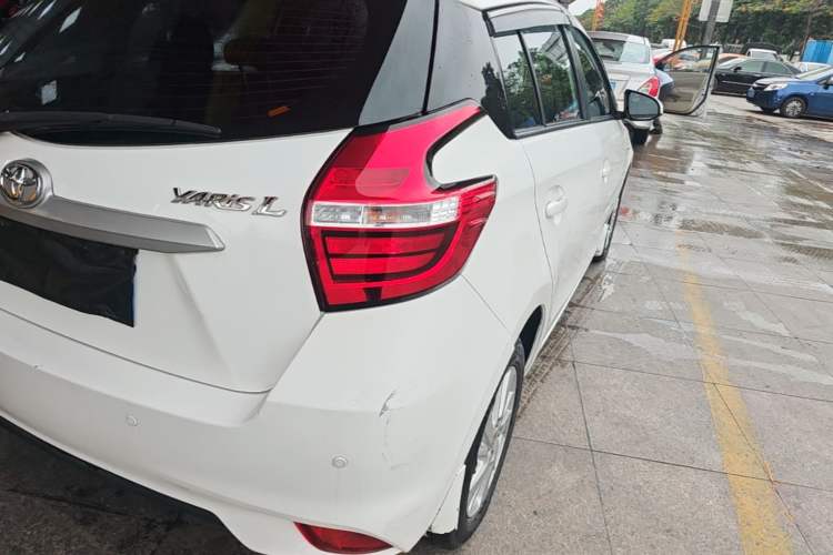 Used Toyota YARiS L Zhi Xuan 2016 Revised 1.5E CVT Charming Edition Right Rear Taillight