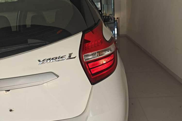 Used Toyota YARiS L Zhi Xuan 2016 Revised 1.5E CVT Charming Edition Right Rear Taillight
