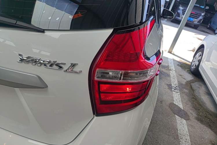 Used Toyota YARiS L Zhi Xuan 2016 Revised 1.5E CVT Charming Edition Right Rear Taillight