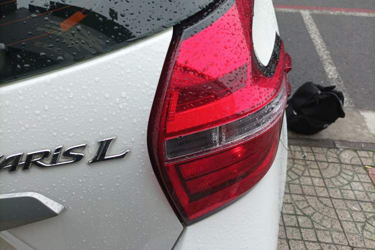 Used Toyota YARiS L Zhi Xuan 2016 Revised 1.5E CVT Charming Edition Right Rear Taillight