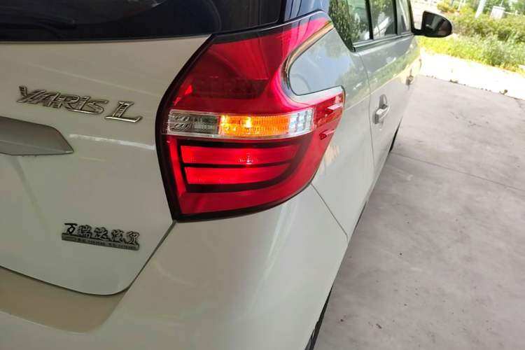 Used Toyota YARiS L Zhi Xuan 2016 Revised 1.5E CVT Charming Edition Right Rear Taillight