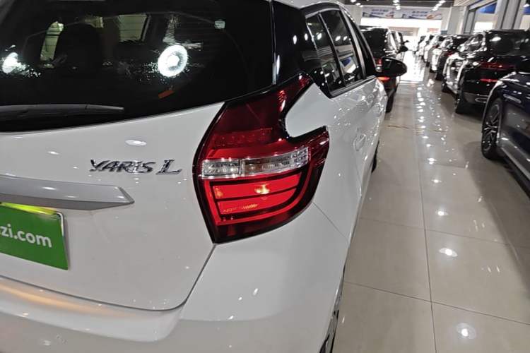 Used Toyota YARiS L Zhi Xuan 2016 Revised 1.5E CVT Charming Edition Right Rear Taillight