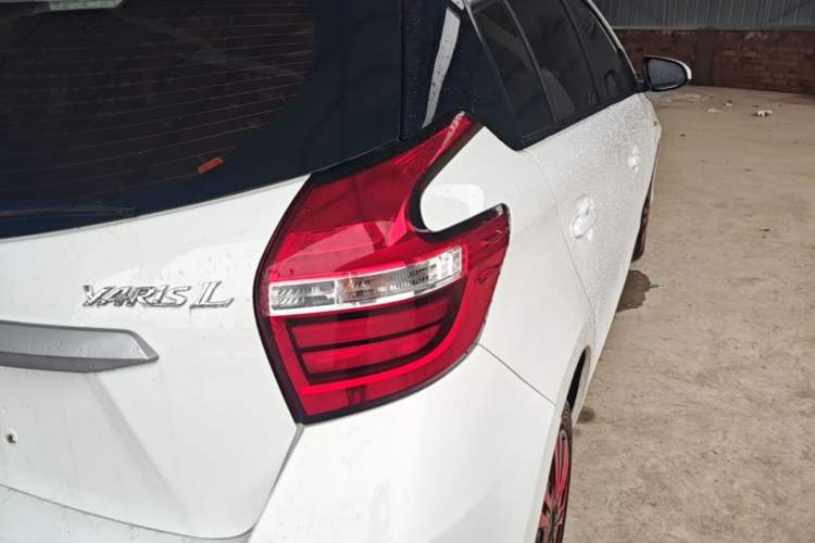 Used Toyota YARiS L Zhi Xuan 2016 Revised 1.5E CVT Charming Edition Right Rear Taillight