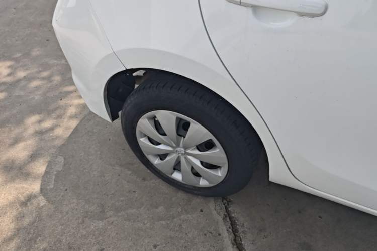 Used Toyota YARiS L Zhi Xuan 2016 Revised 1.5E CVT Charming Edition Right Rear Wheel Hub