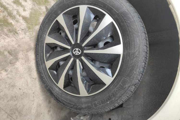 Used Toyota YARiS L Zhi Xuan 2016 Revised 1.5E CVT Charming Edition Right Rear Wheel Hub