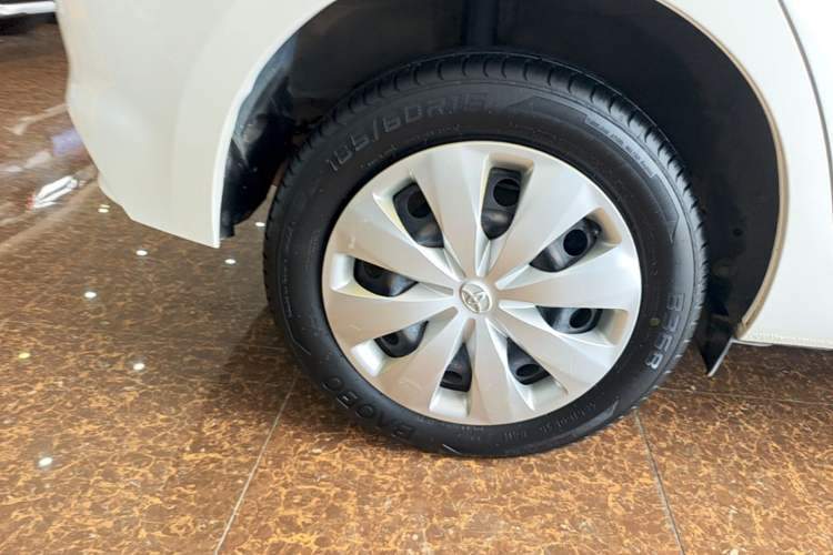 Used Toyota YARiS L Zhi Xuan 2016 Revised 1.5E CVT Charming Edition Right Rear Wheel Hub