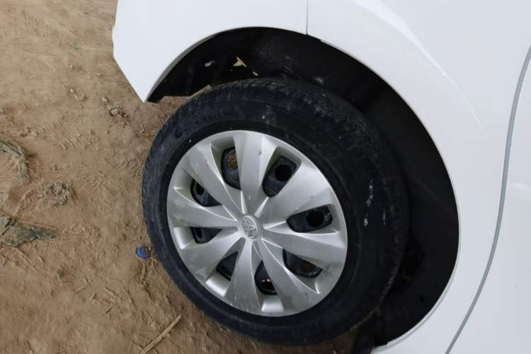 Used Toyota YARiS L Zhi Xuan 2016 Revised 1.5E CVT Charming Edition Right Rear Wheel Hub