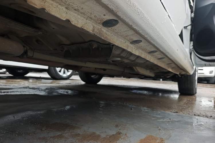Used Toyota YARiS L Zhi Xuan 2016 Revised 1.5E CVT Charming Edition Right Side Sill