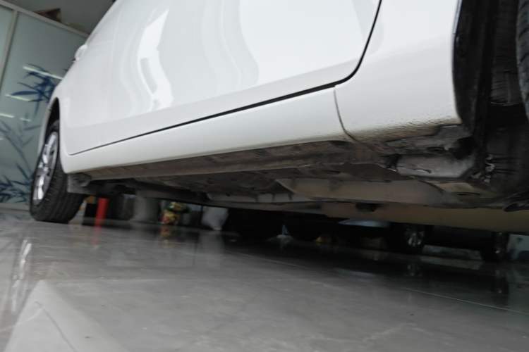 Used Toyota YARiS L Zhi Xuan 2016 Revised 1.5E CVT Charming Edition Right Side Sill