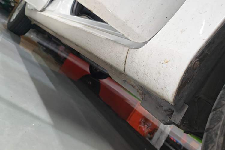 Used Toyota YARiS L Zhi Xuan 2016 Revised 1.5E CVT Charming Edition Right Side Sill