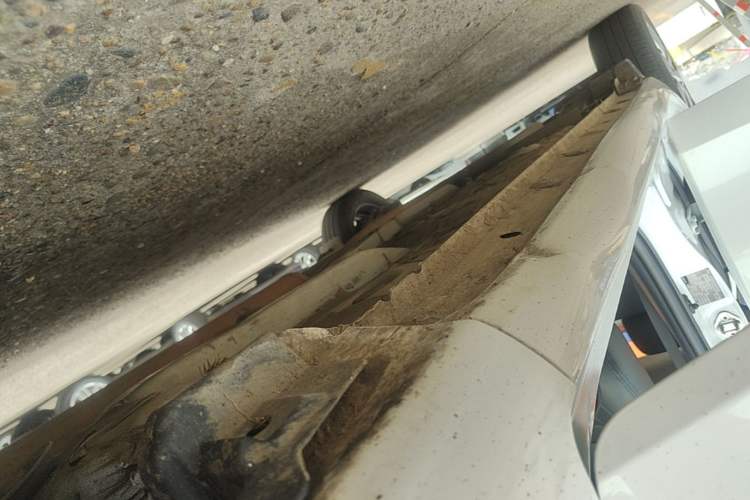 Used Toyota YARiS L Zhi Xuan 2016 Revised 1.5E CVT Charming Edition Right Side Sill