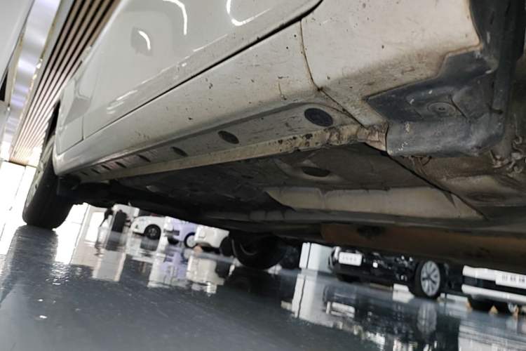 Used Toyota YARiS L Zhi Xuan 2016 Revised 1.5E CVT Charming Edition Right Side Sill