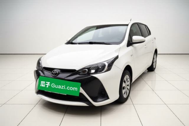 Ojetý Toyota YARiS L Zhi Xuan 2016 Revised 1.3E Manual – Charming Edition