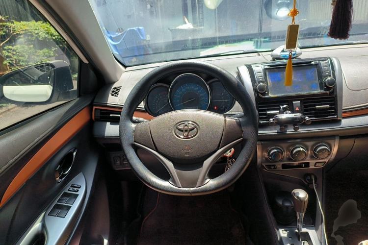 Used Toyota YARiS L Zhi Xuan 2016 1.5E Automatic JingSu Edition Steering Wheel