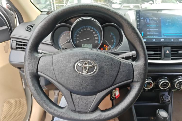 Used Toyota YARiS L Zhi Xuan 2016 Revised 1.5E CVT Charming Edition Steering Wheel